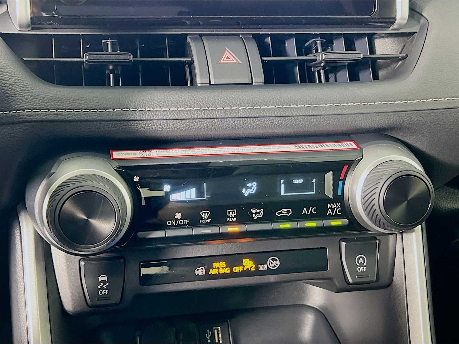 2025 Toyota RAV4 LE - Photo 10