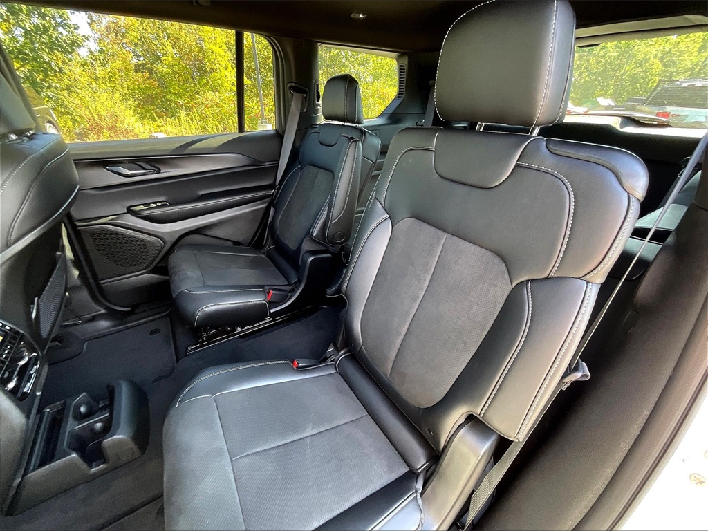2025 Jeep Grand Cherokee L Altitude - Photo 15