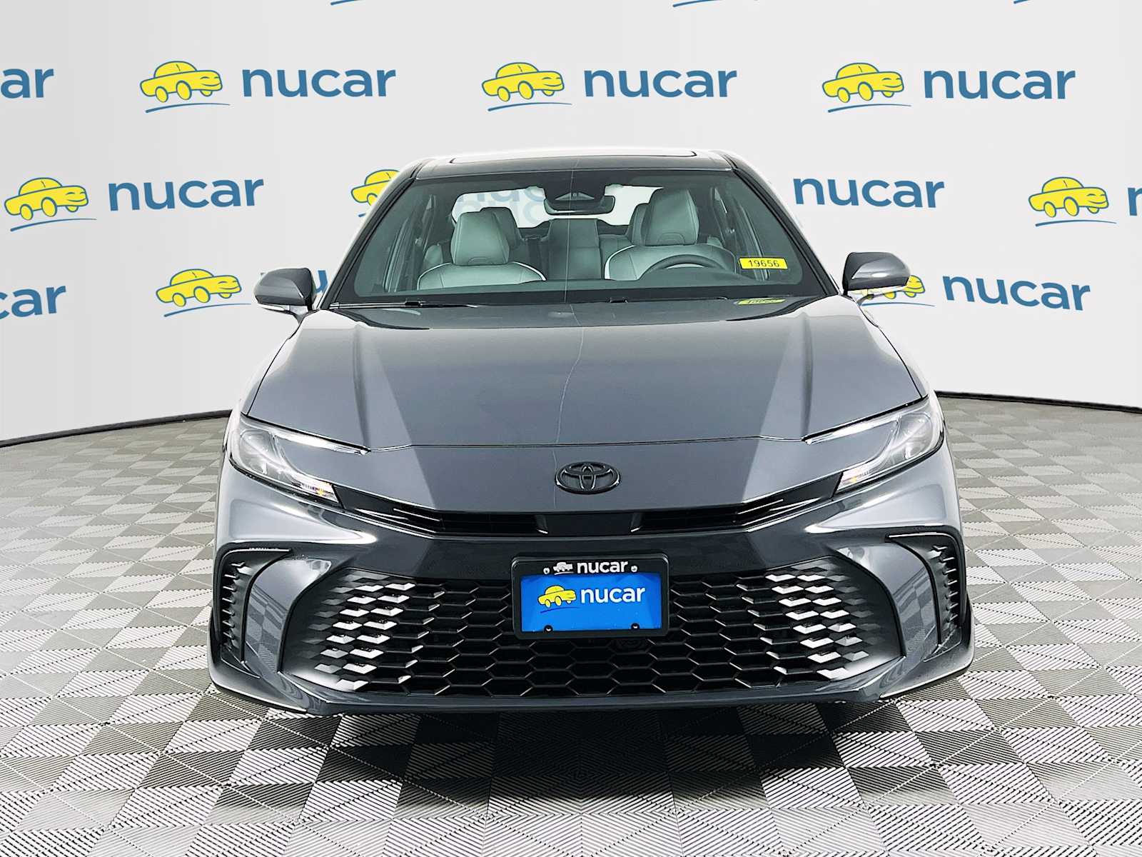 2025 Toyota Camry SE - Photo 2