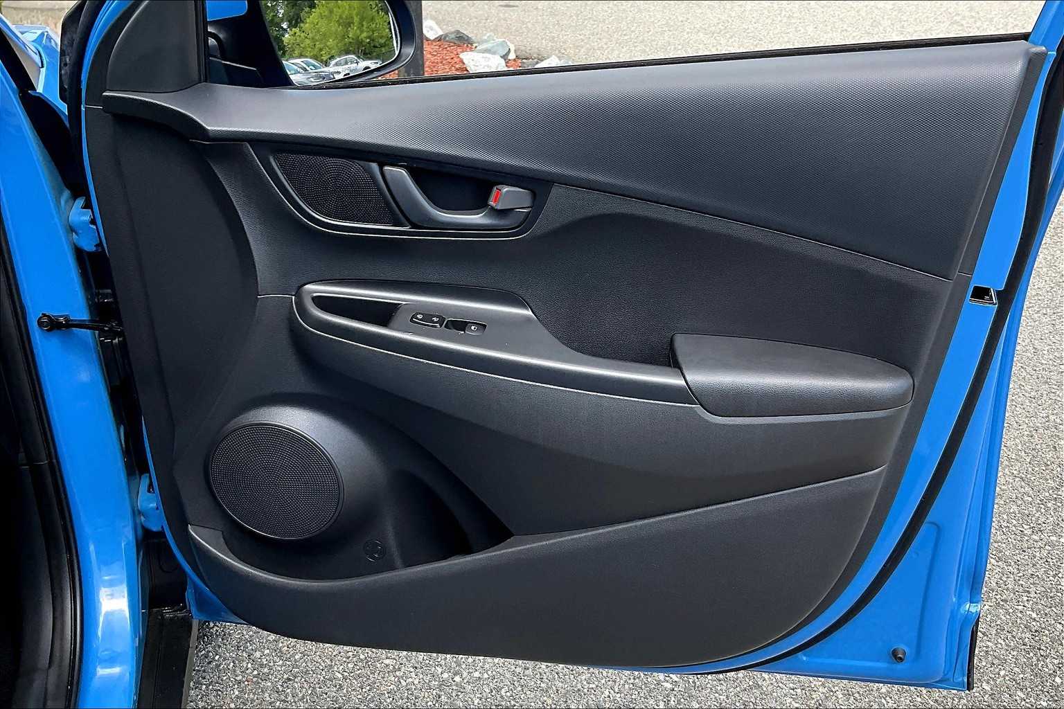 2022 Hyundai Kona SEL - Photo 23