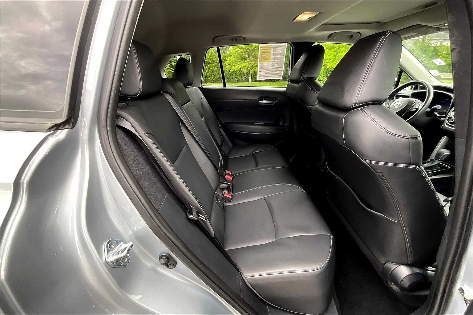 2022 Toyota Corolla Cross XLE - Photo 16