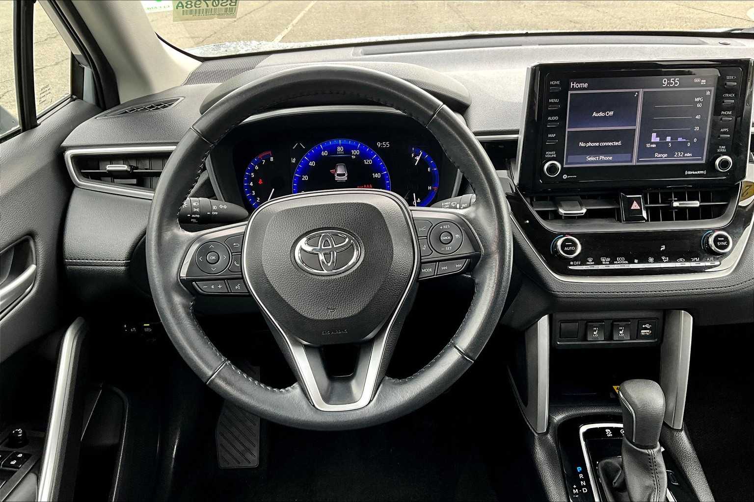 2022 Toyota Corolla Cross XLE - Photo 17