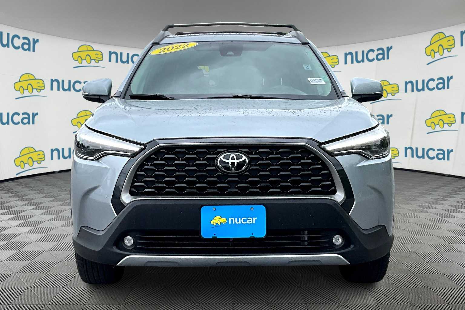 2022 Toyota Corolla Cross XLE - Photo 2
