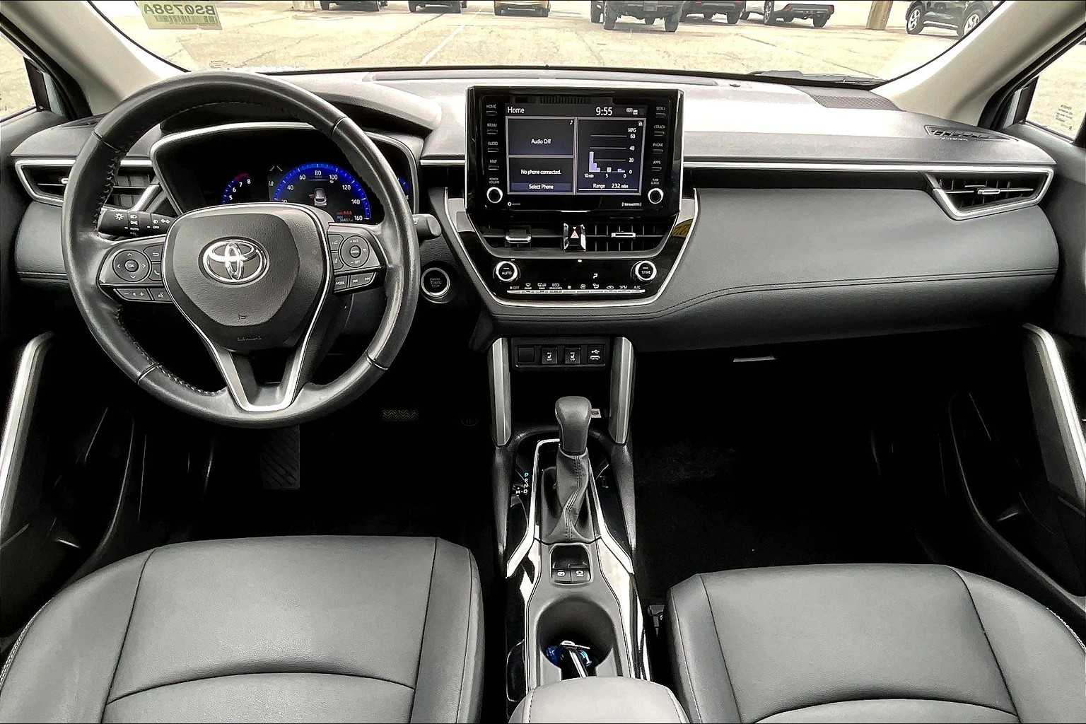 2022 Toyota Corolla Cross XLE - Photo 21