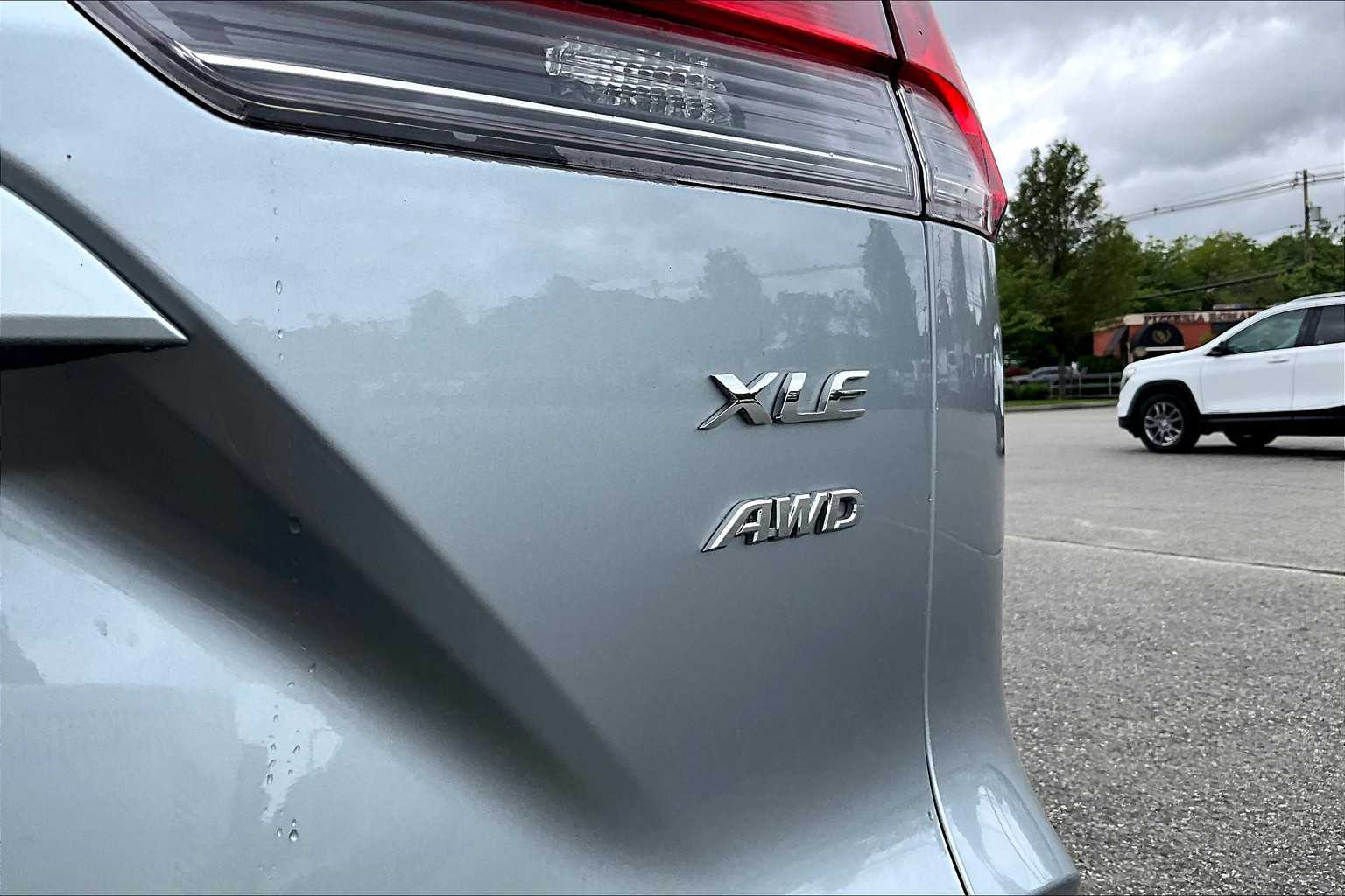 2022 Toyota Corolla Cross XLE - Photo 29