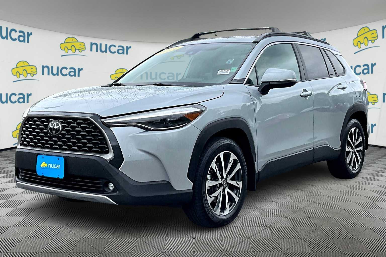 2022 Toyota Corolla Cross XLE - Photo 3