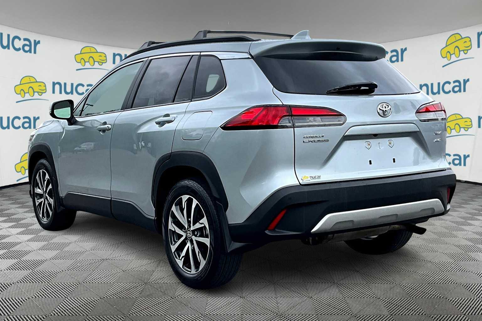 2022 Toyota Corolla Cross XLE - Photo 4