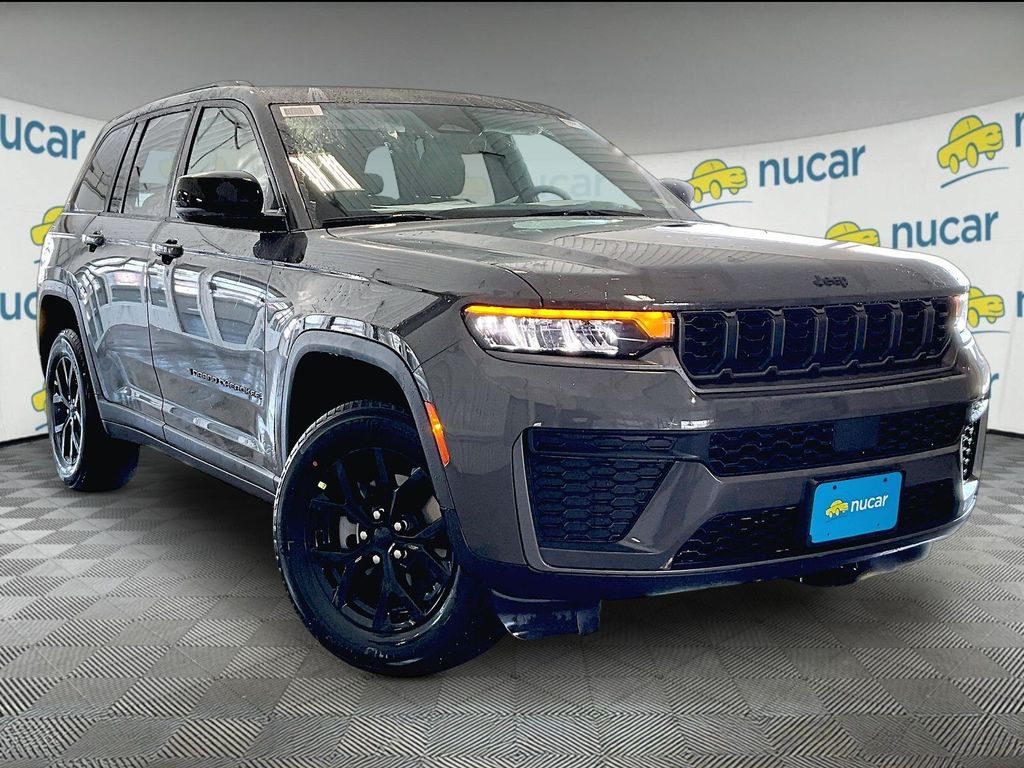 2026 Jeep Grand Cherokee Laredo