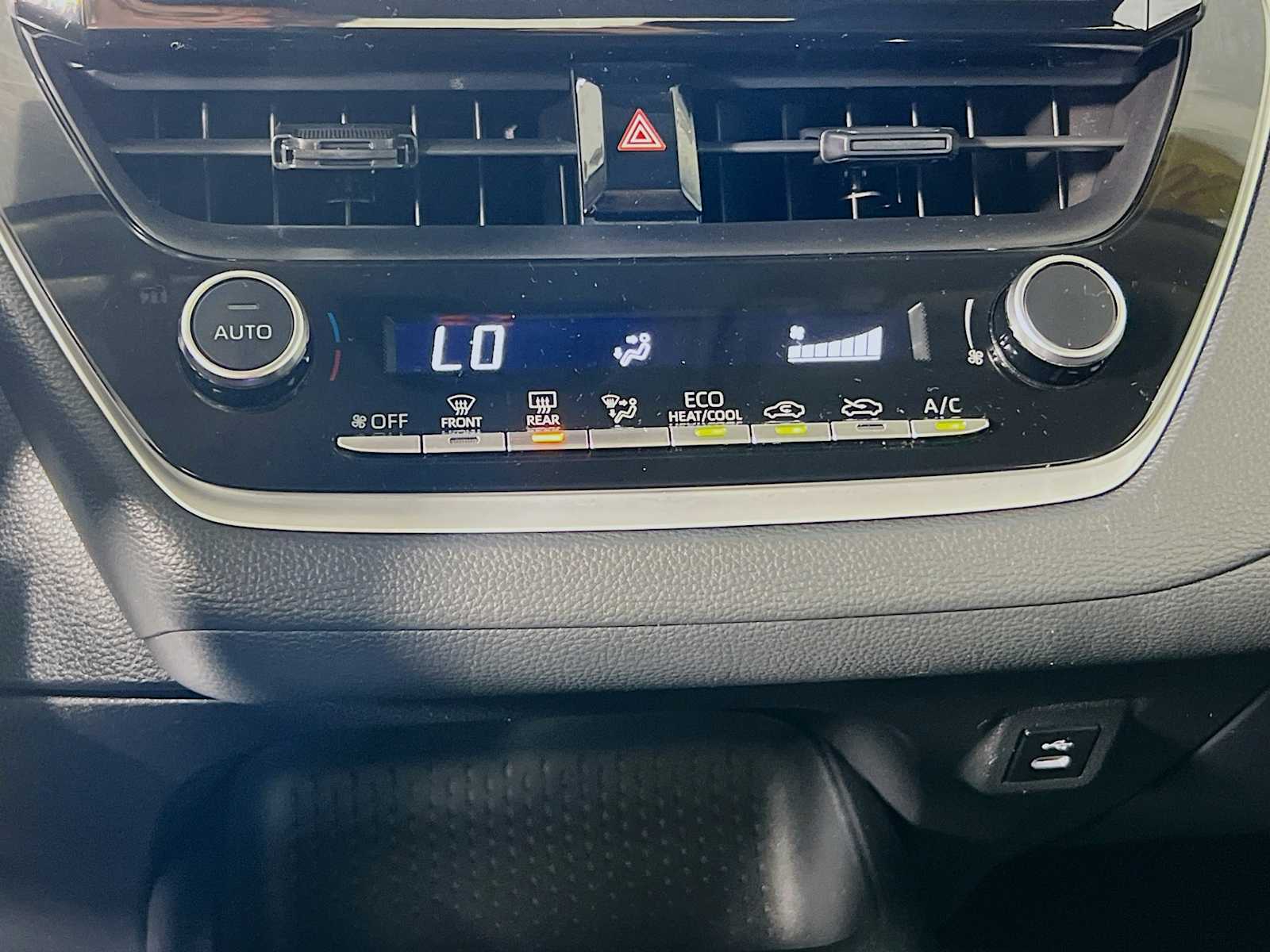 2023 Toyota Corolla LE - Photo 15
