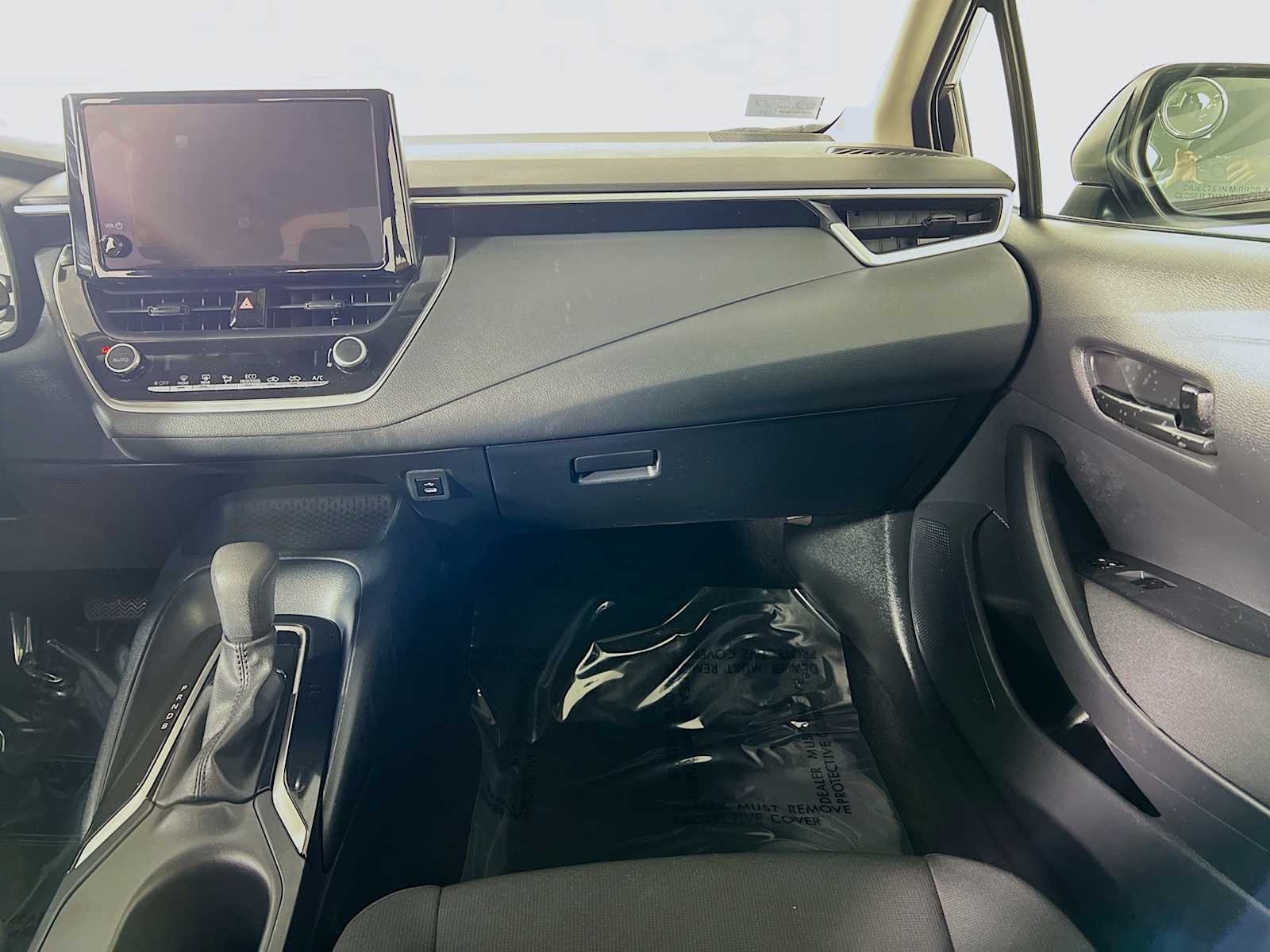 2023 Toyota Corolla LE - Photo 22