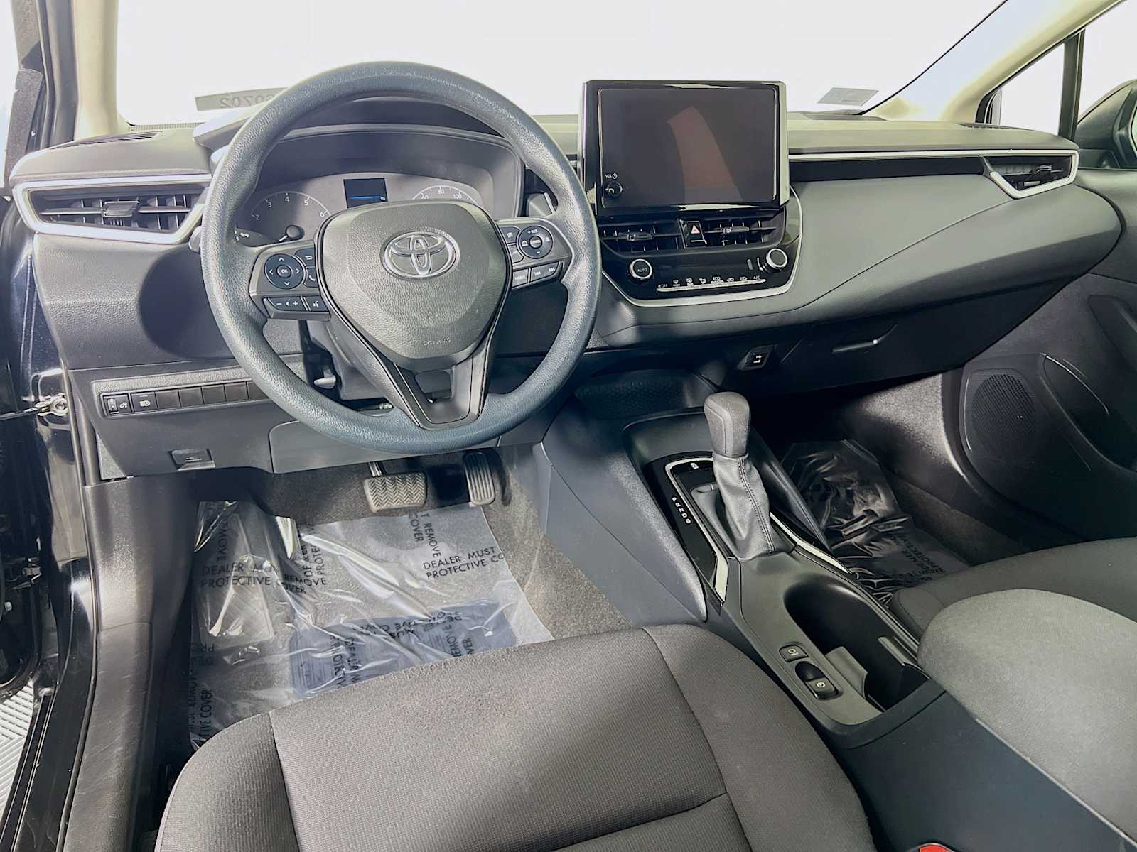 2023 Toyota Corolla LE - Photo 9