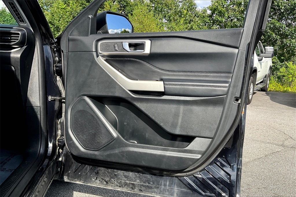 2020 Ford Explorer XLT - Photo 11