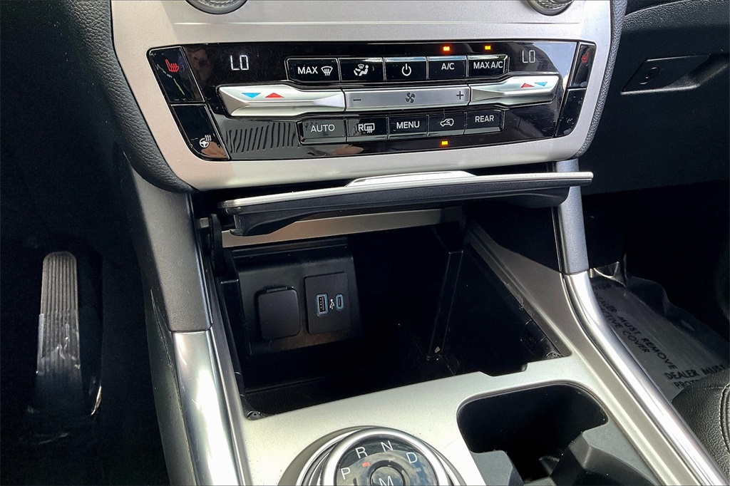 2020 Ford Explorer XLT - Photo 26
