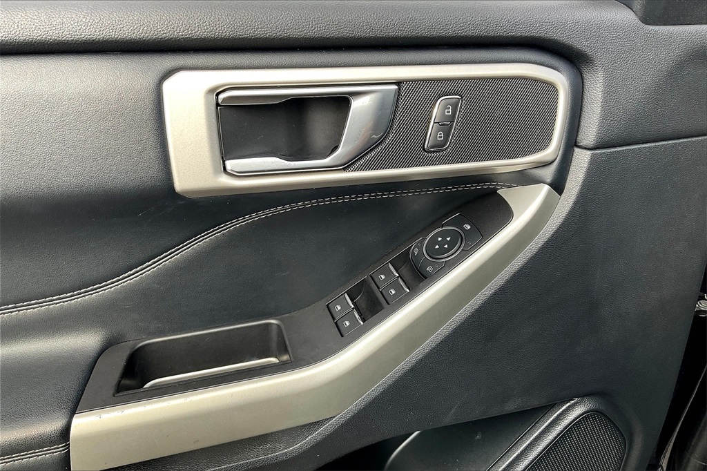 2020 Ford Explorer XLT - Photo 39