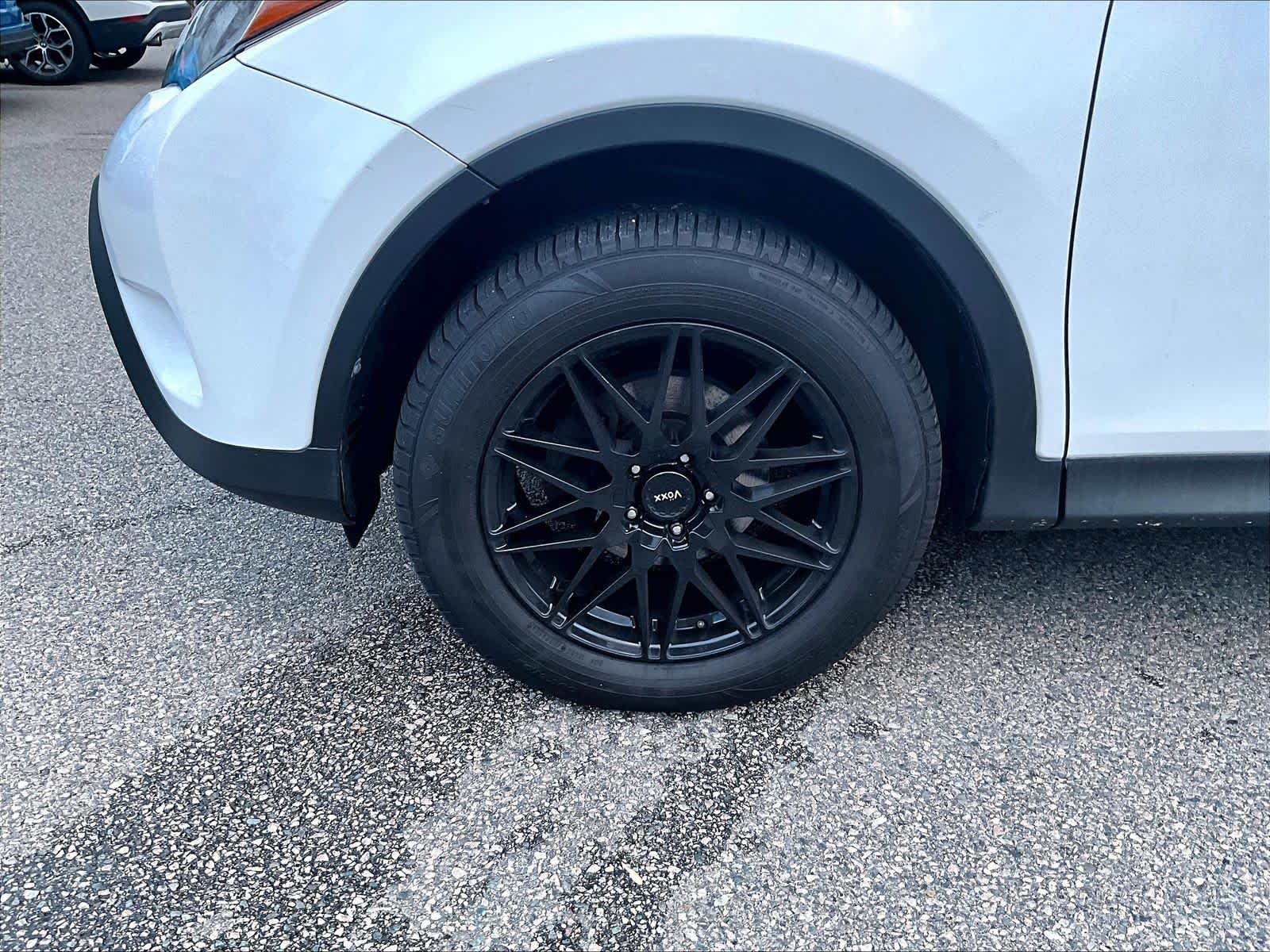 2013 Toyota RAV4 XLE - Photo 4