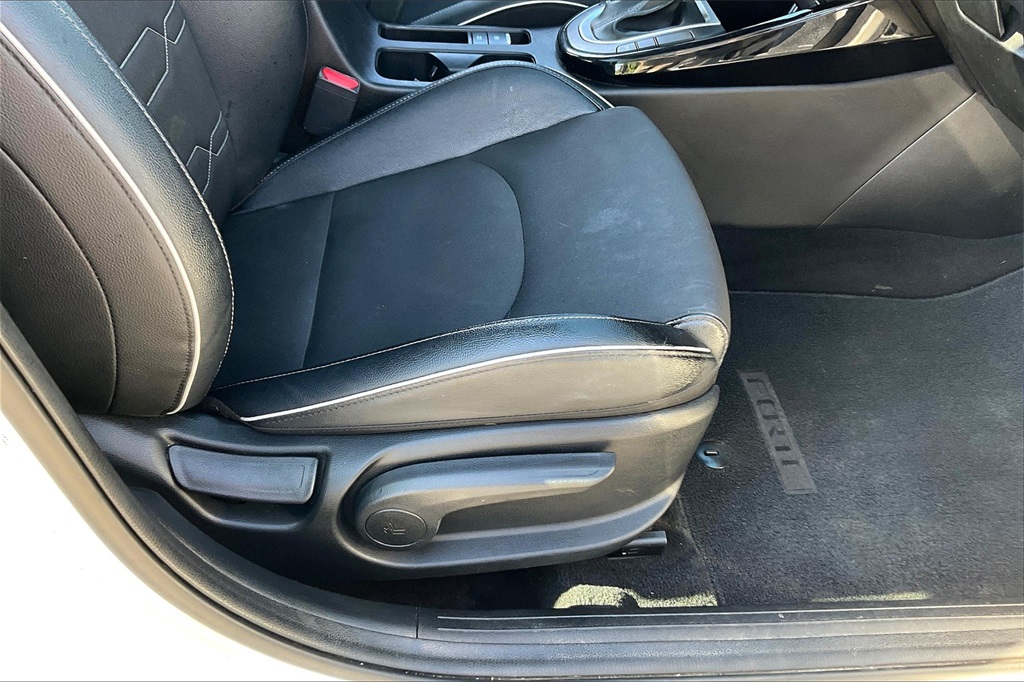 2022 Kia Forte GT-Line - Photo 35