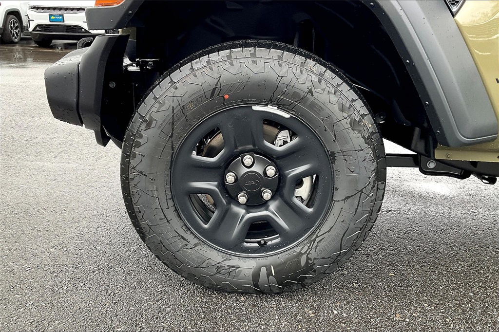 2025 Jeep Wrangler Sport - Photo 8
