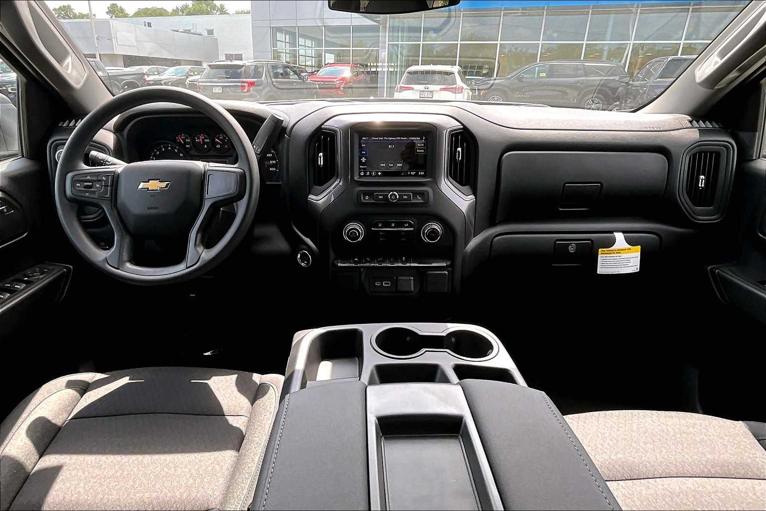 2025 Chevrolet Silverado 1500 Custom - Photo 12