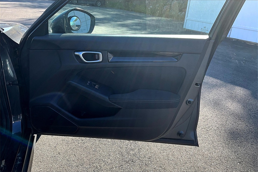 2024 Honda Civic EX - Photo 12