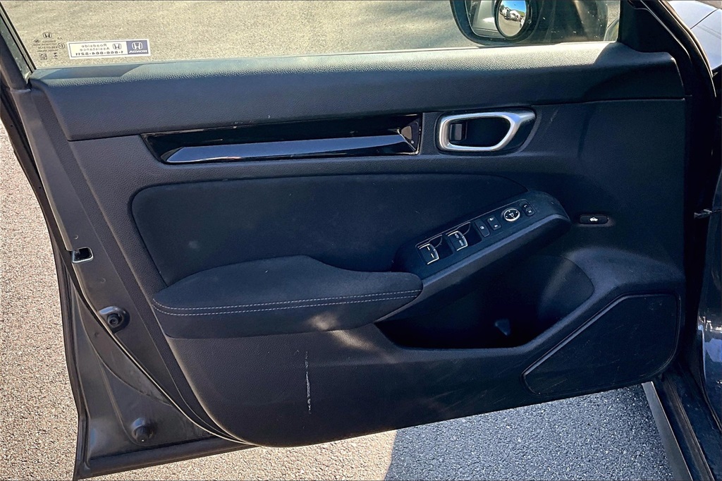 2024 Honda Civic EX - Photo 9
