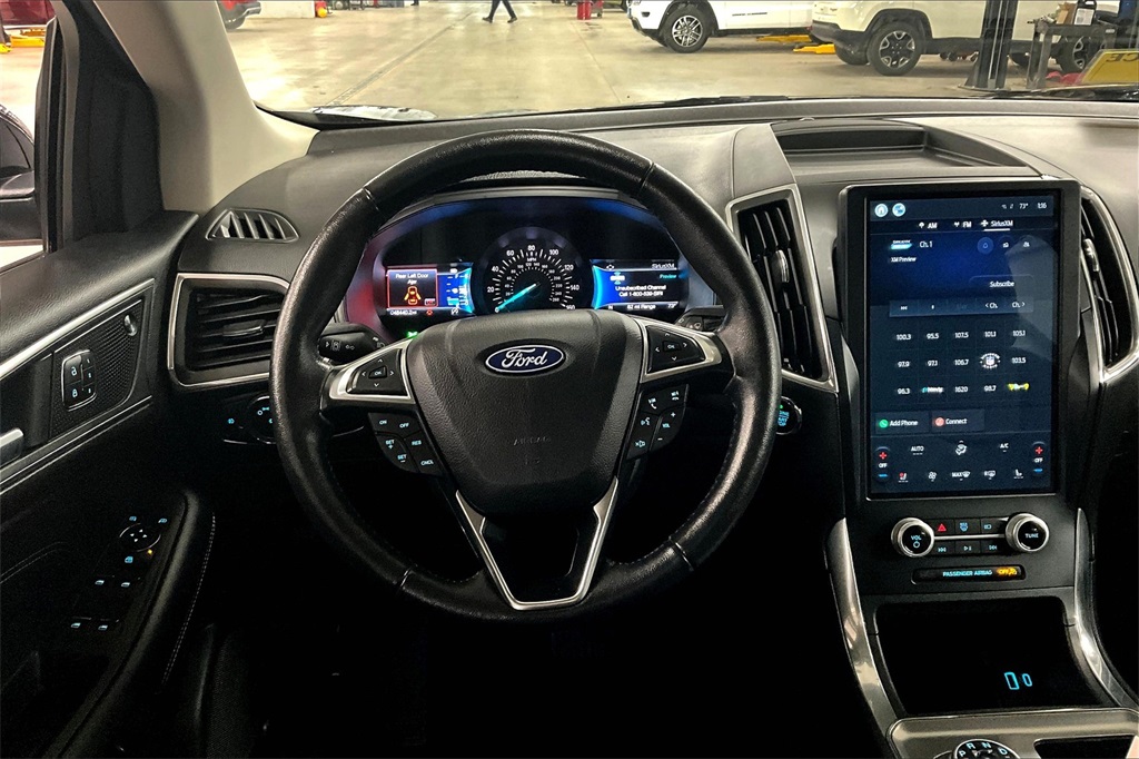 2022 Ford Edge Titanium - Photo 17