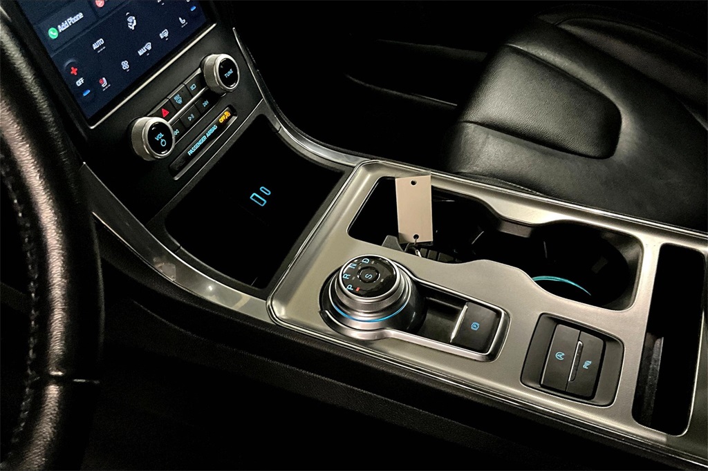 2022 Ford Edge Titanium - Photo 20
