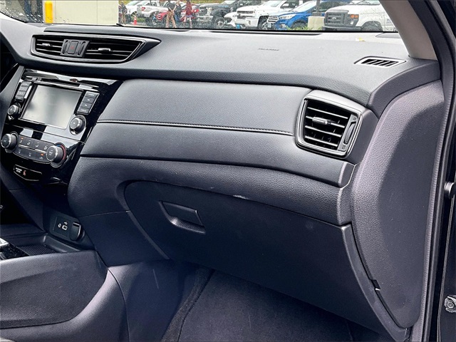 2019 Nissan Rogue S - Photo 17