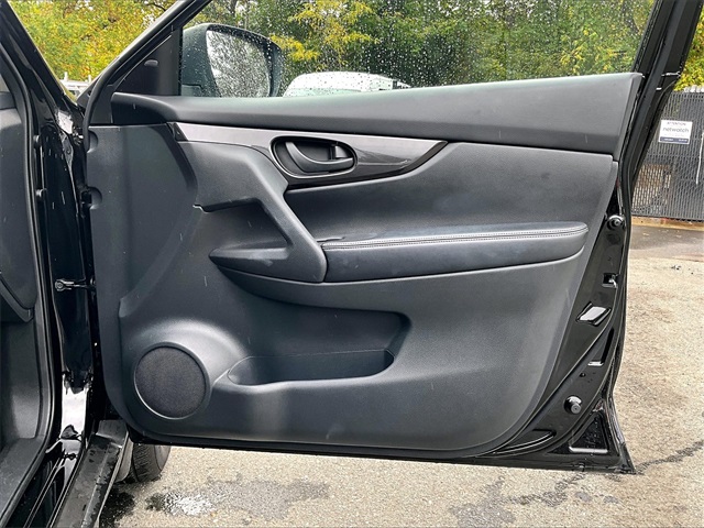 2019 Nissan Rogue S - Photo 19