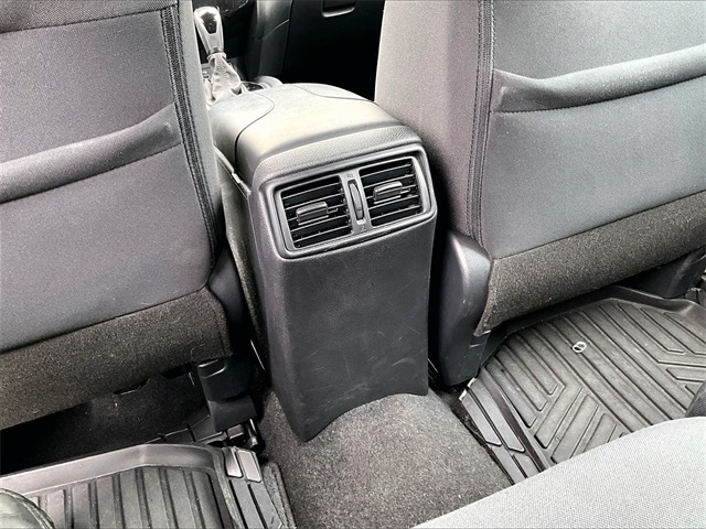 2019 Nissan Rogue S - Photo 28