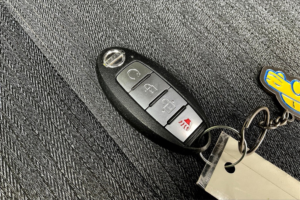 2021 Nissan Rogue SV - Photo 28
