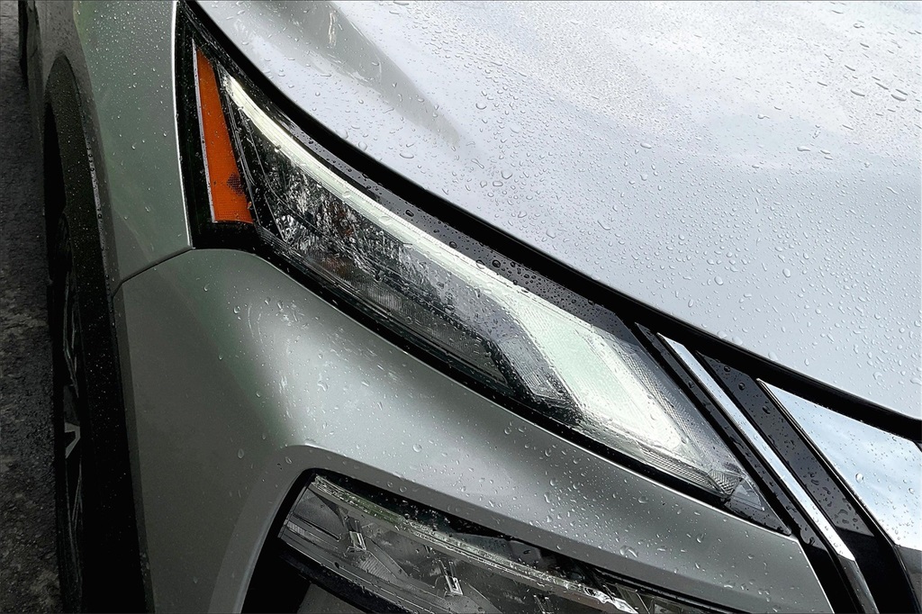 2021 Nissan Rogue SV - Photo 30