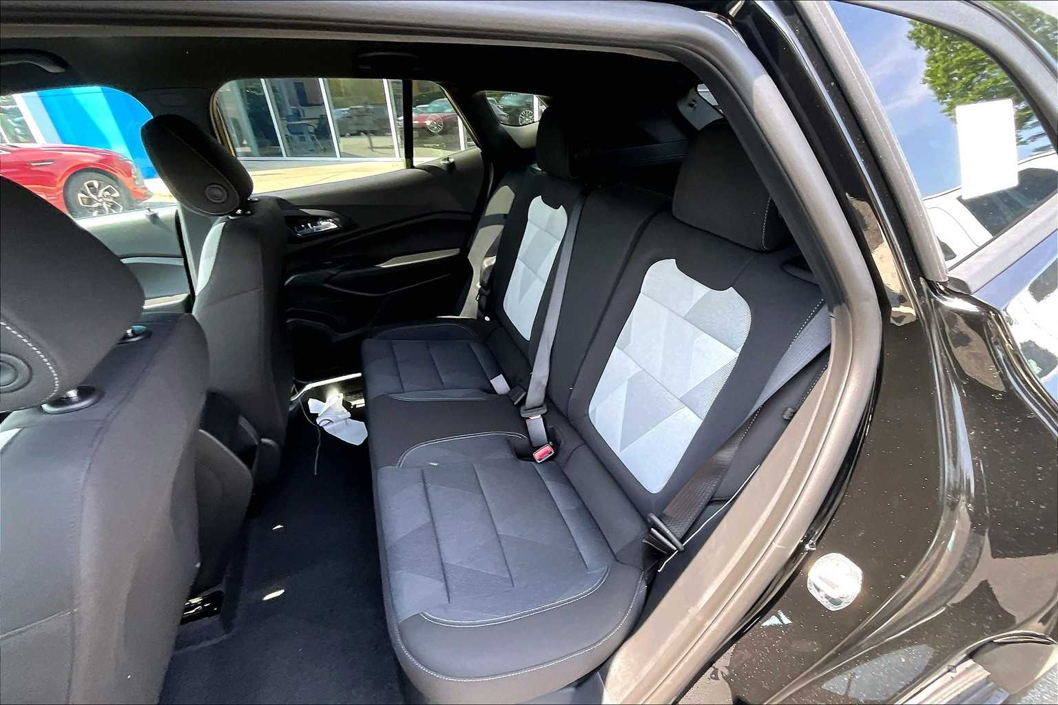 2025 Chevrolet Trax 1RS - Photo 15