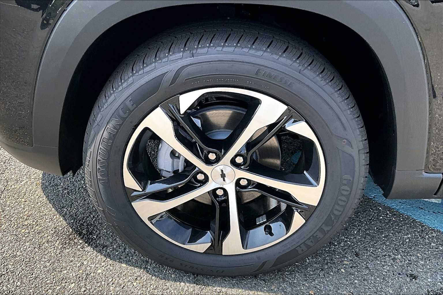 2025 Chevrolet Trax 1RS - Photo 8