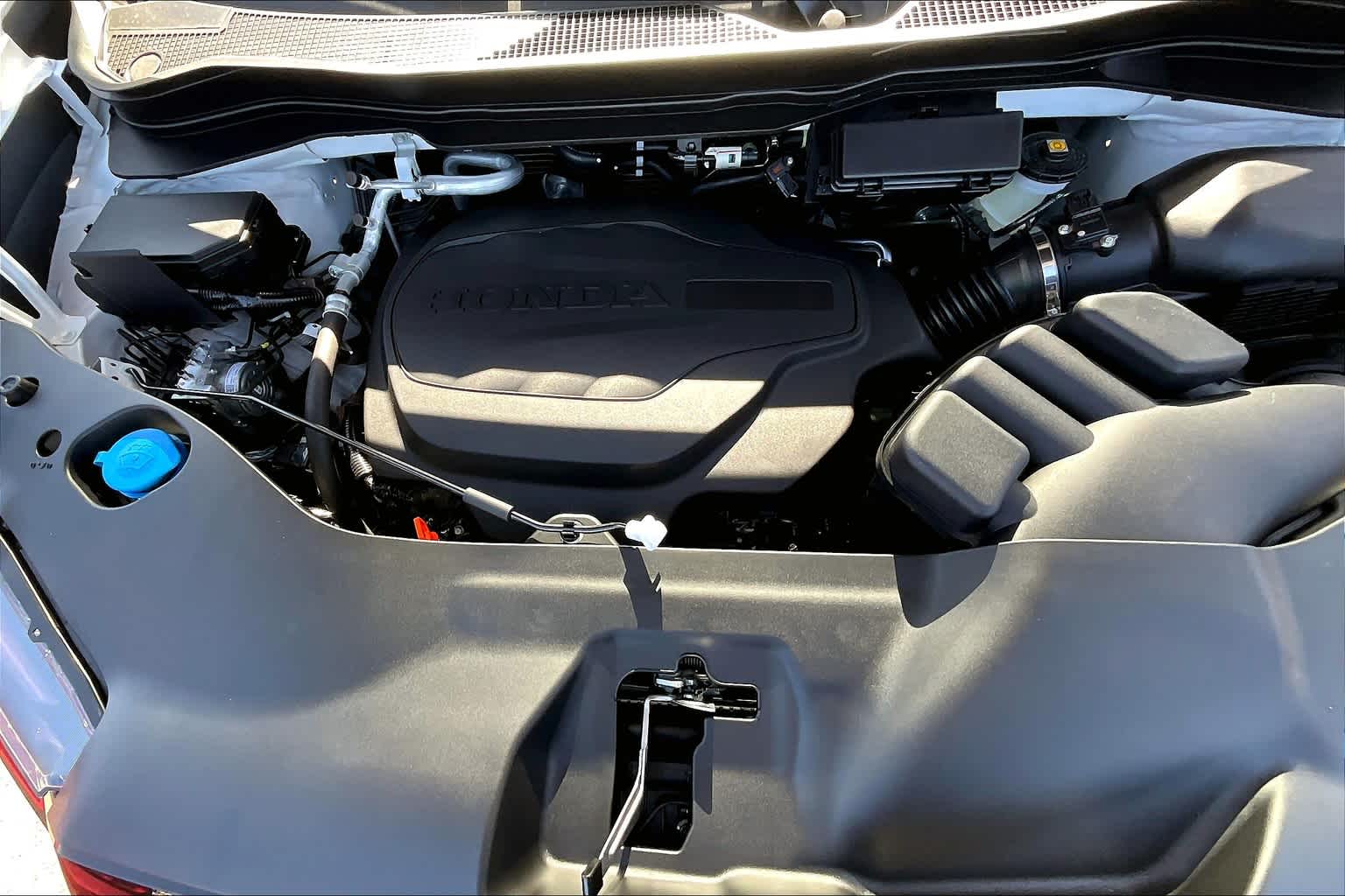 2025 Honda Ridgeline TrailSport+ - Photo 16