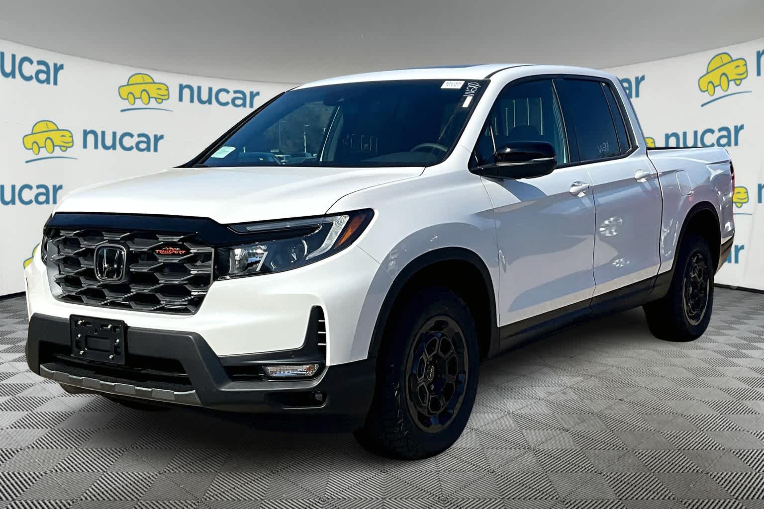 2025 Honda Ridgeline TrailSport+ - Photo 4