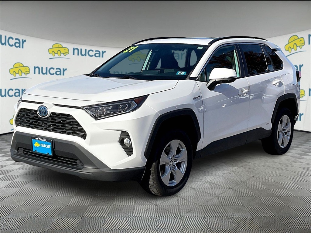 2021 Toyota RAV4 Hybrid XLE - Photo 3
