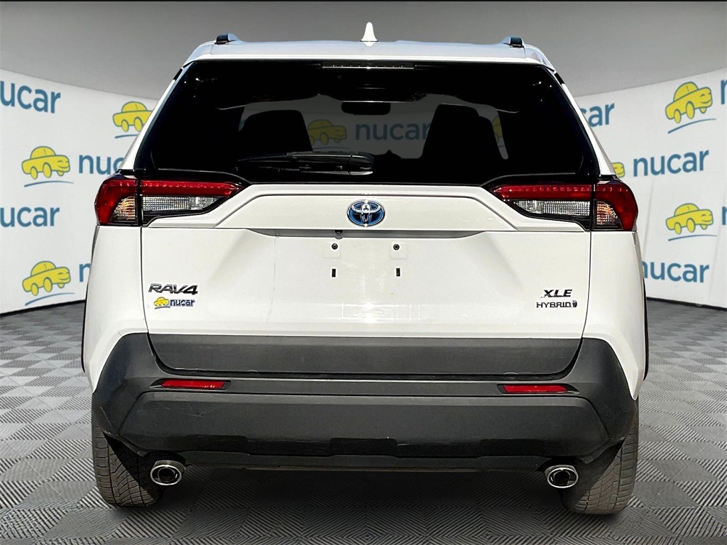 2021 Toyota RAV4 Hybrid XLE - Photo 5