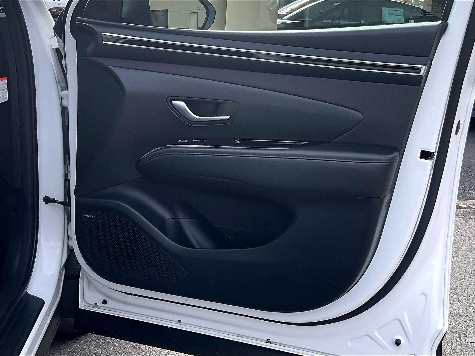 2023 Hyundai Tucson Hybrid Limited - Photo 12