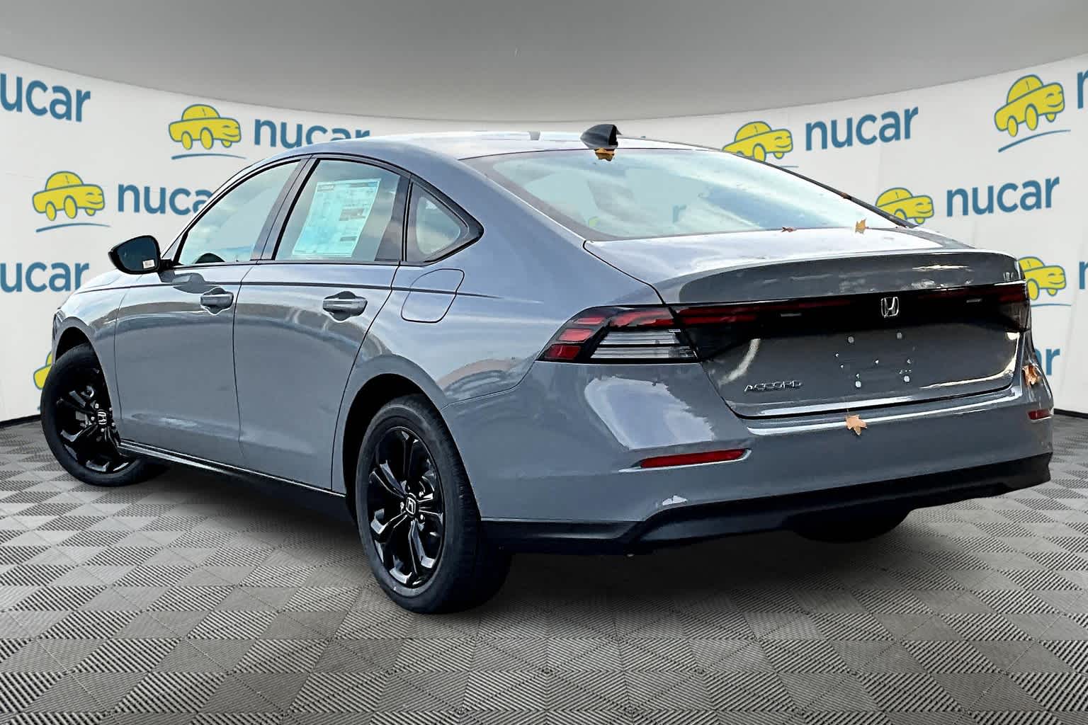 2025 Honda Accord SE - Photo 5