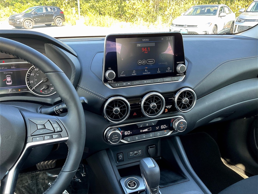 2025 Nissan Sentra SV - Photo 13