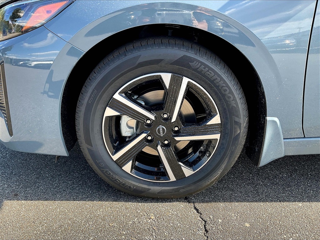 2025 Nissan Sentra SV - Photo 8