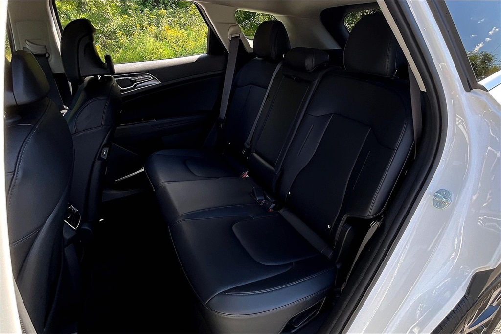 2023 Kia Sportage Hybrid EX - Photo 24