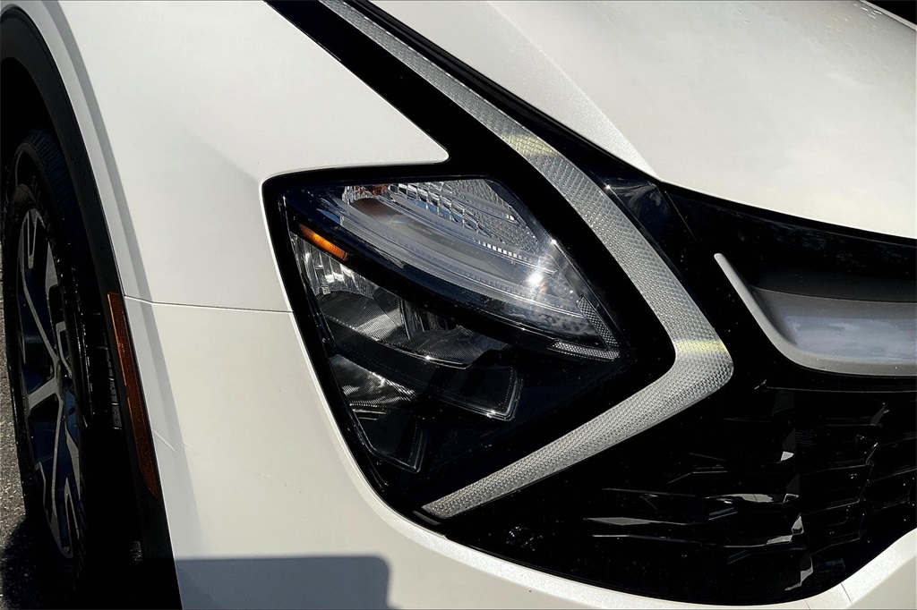 2023 Kia Sportage Hybrid EX - Photo 29