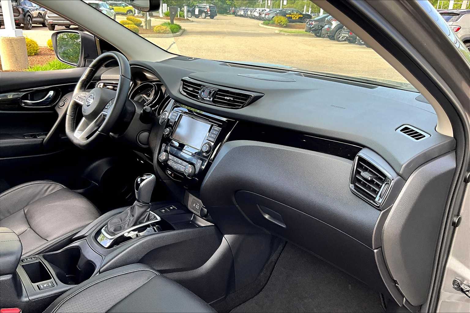 2021 Nissan Rogue Sport SL - Photo 14