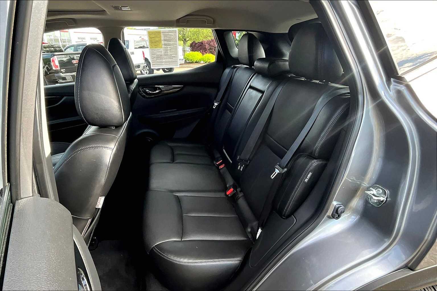 2021 Nissan Rogue Sport SL - Photo 15