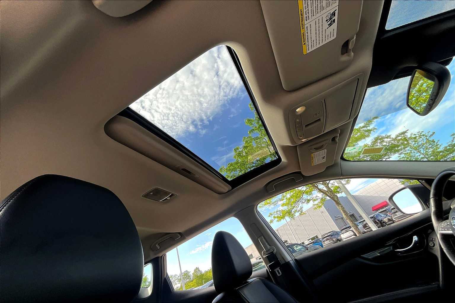 2021 Nissan Rogue Sport SL - Photo 22