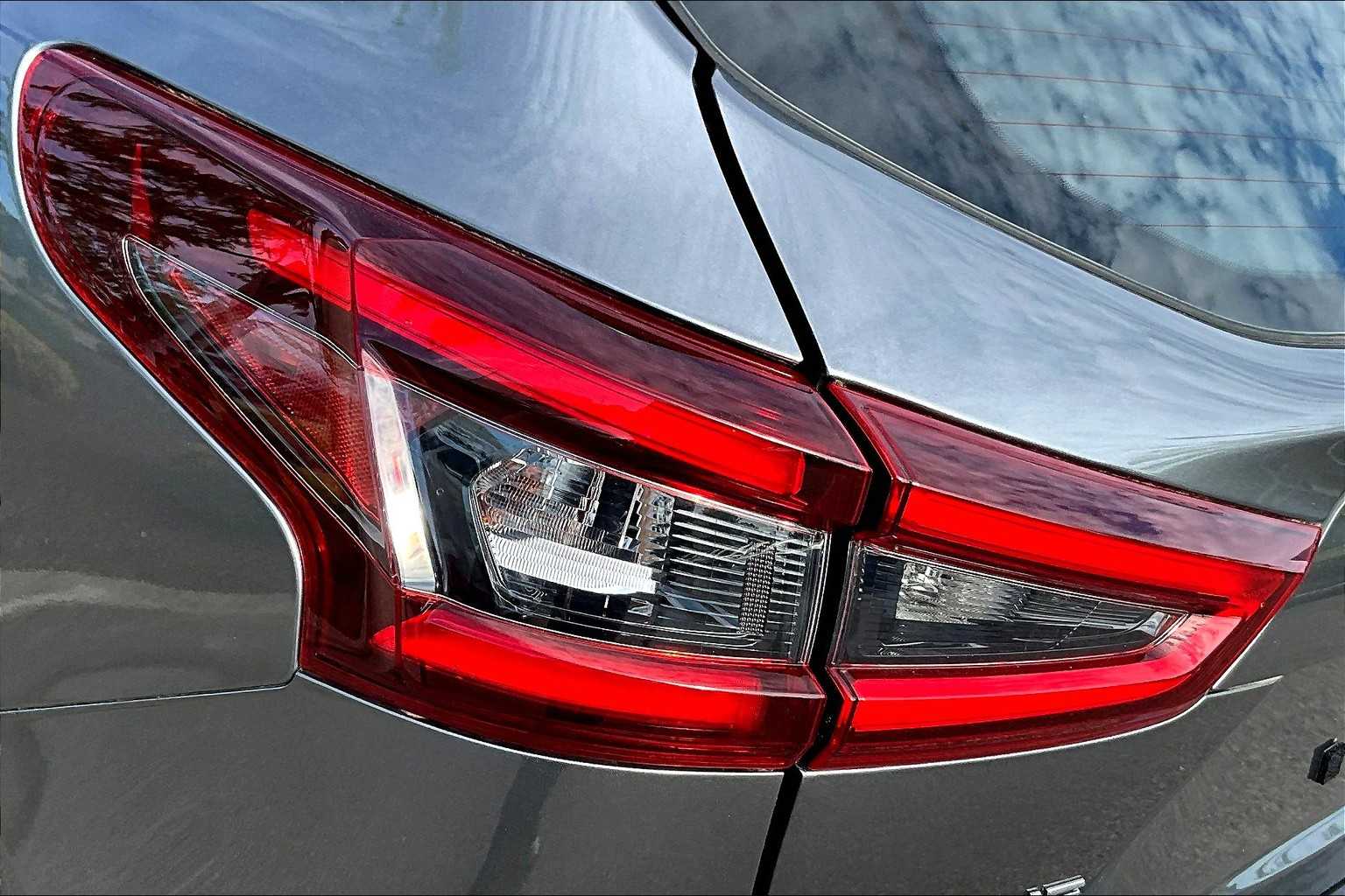 2021 Nissan Rogue Sport SL - Photo 33