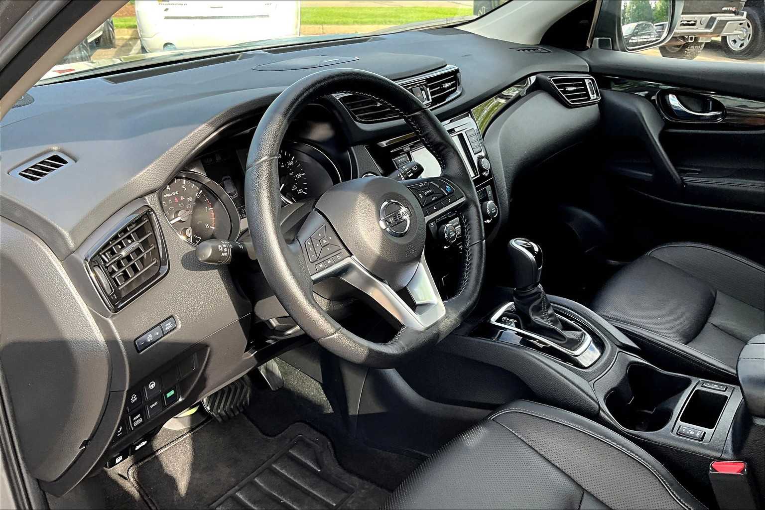 2021 Nissan Rogue Sport SL - Photo 8