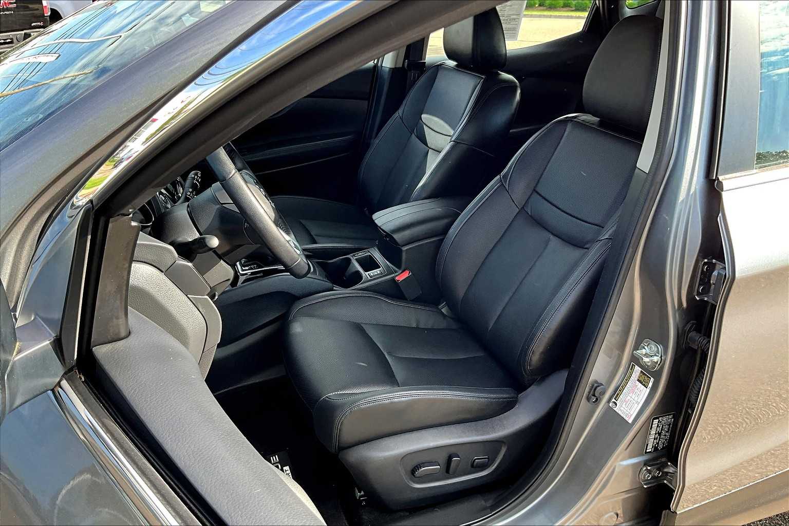 2021 Nissan Rogue Sport SL - Photo 10