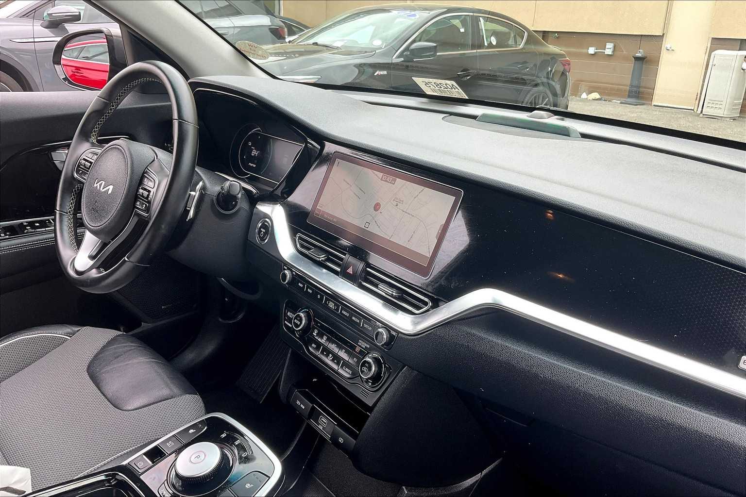 2022 Kia Niro EV EX - Photo 14